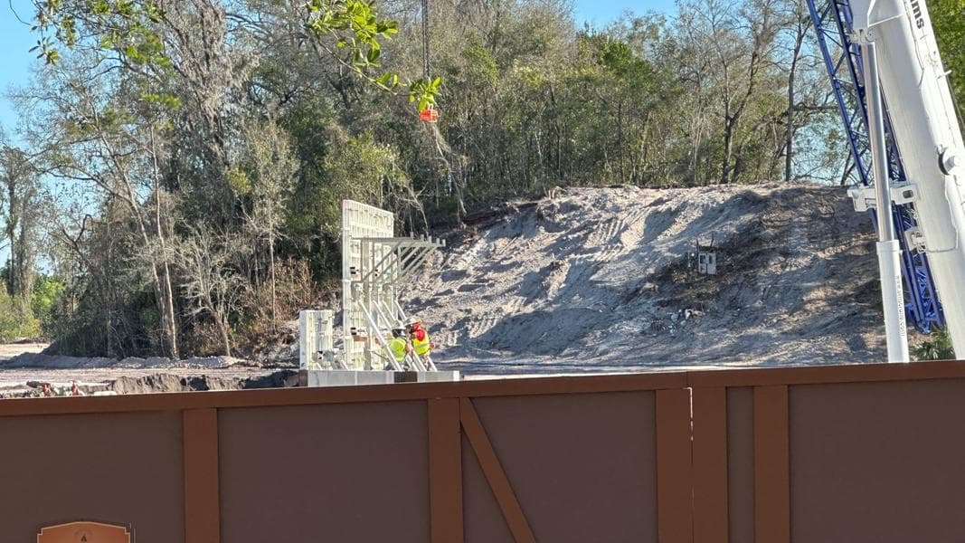 Piston Peak National Park Goes Vertical at Magic Kingdom