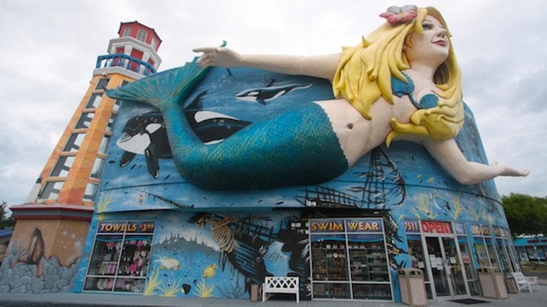 Photo Finds: Simpsons’ Springfield at Universal, Kings Bowling, gift shops and more – April 15, 2013