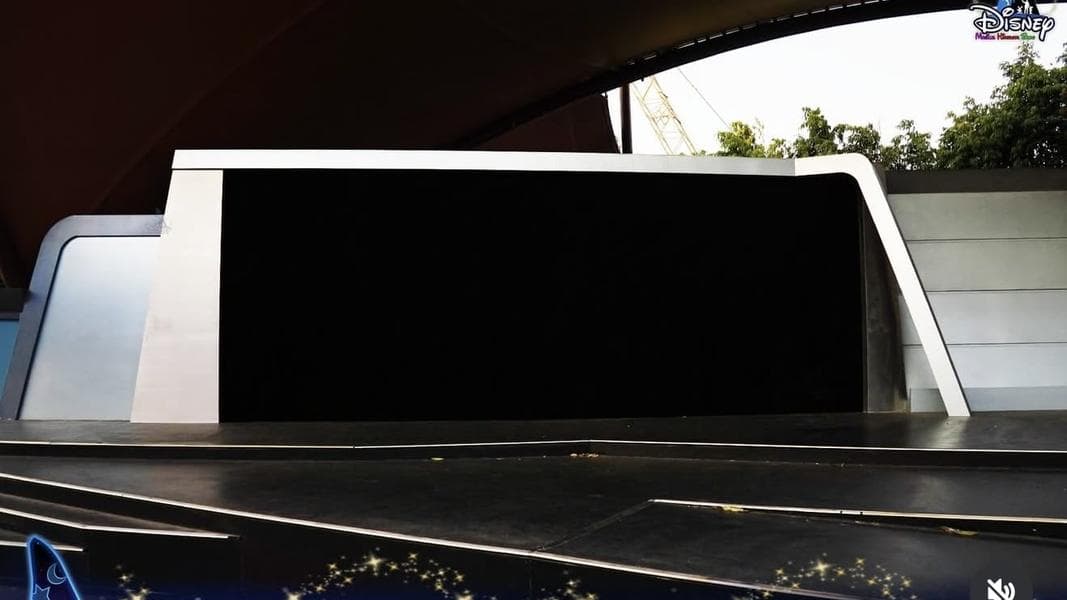 Tomorrowland Stage Shut Down in Hong Kong Disneyland for Marvel Expansion