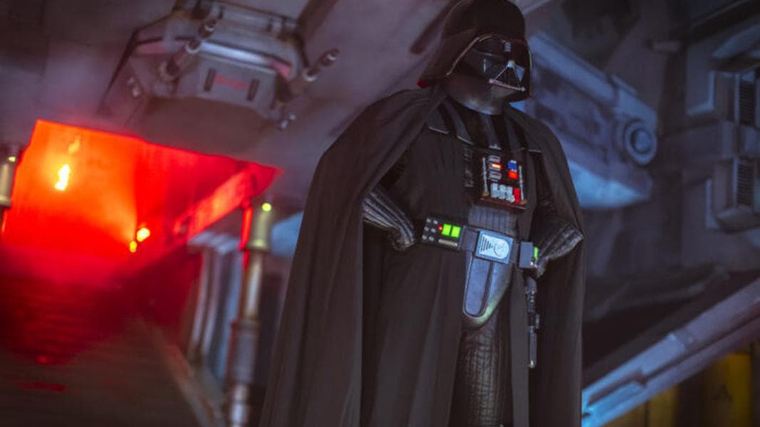 STAY CALM. IT’S HAPPENING. Disney Announces FOUR OG Characters Will OFFICIALLY Move Into Galaxy’s Edge!