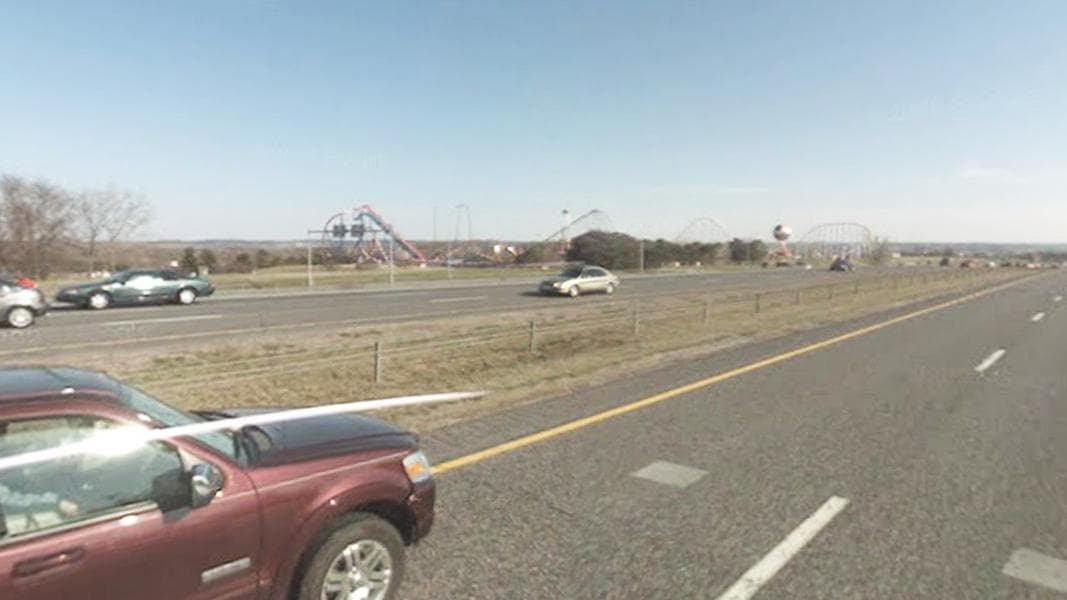 Street View: Worlds of Fun