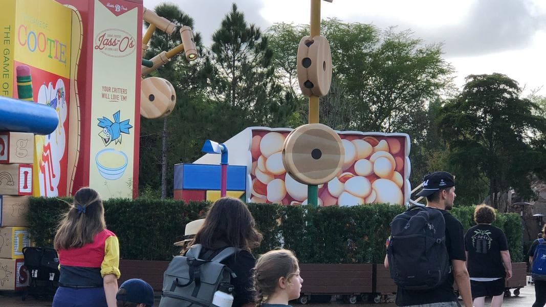 Toy Story Land Snack Kiosk Gets Fake Block Decal
