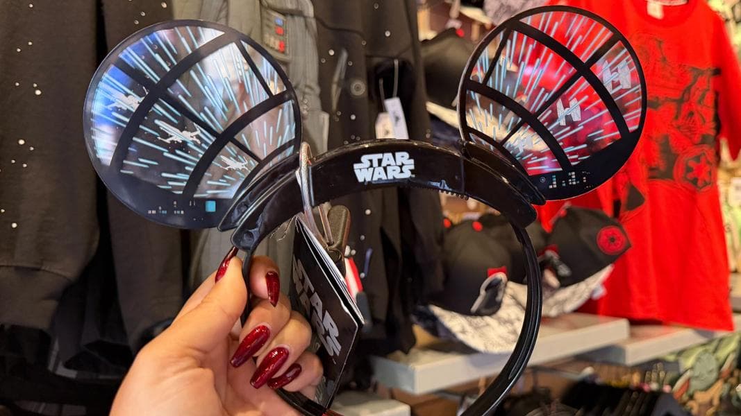 Light-Up Star Wars Ear Headband Lands at Hollywood Studios