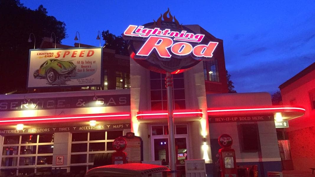 A Rainy and Lightning Rodless Weekend at Dollywood