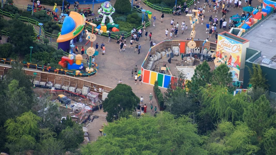 Toy Story Land Adding New Snack Kiosk, Now Under Construction