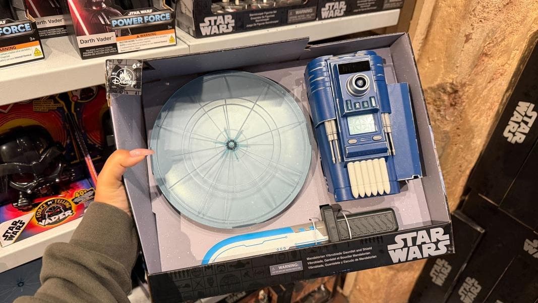 New ‘Star Wars’ Merch Lands at Disney World
