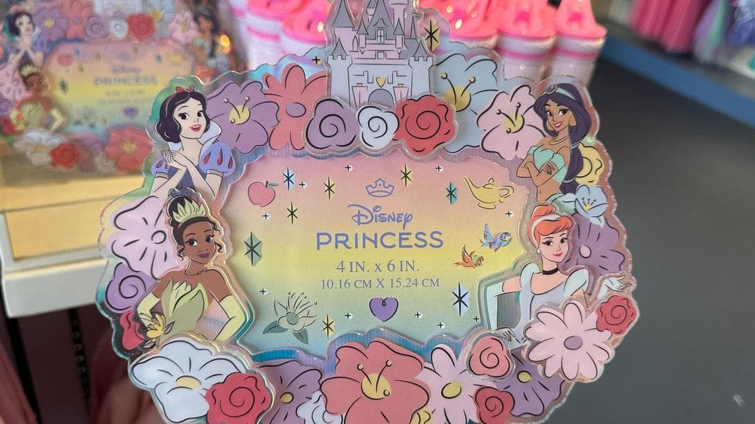 Disney Springs Sprinkles Cupcakes Location Permanently Closed in Today’s Daily Recap for 01/01/2026