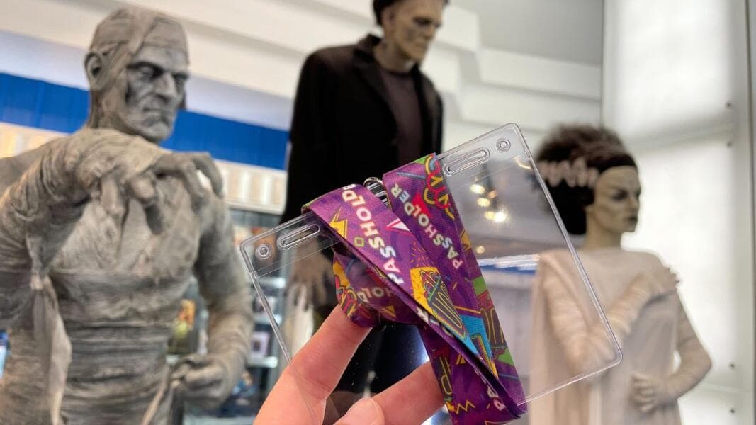 Universal Orlando Resort January 2024 Passholder Benefits Now Available, Including Free Retro Lanyard