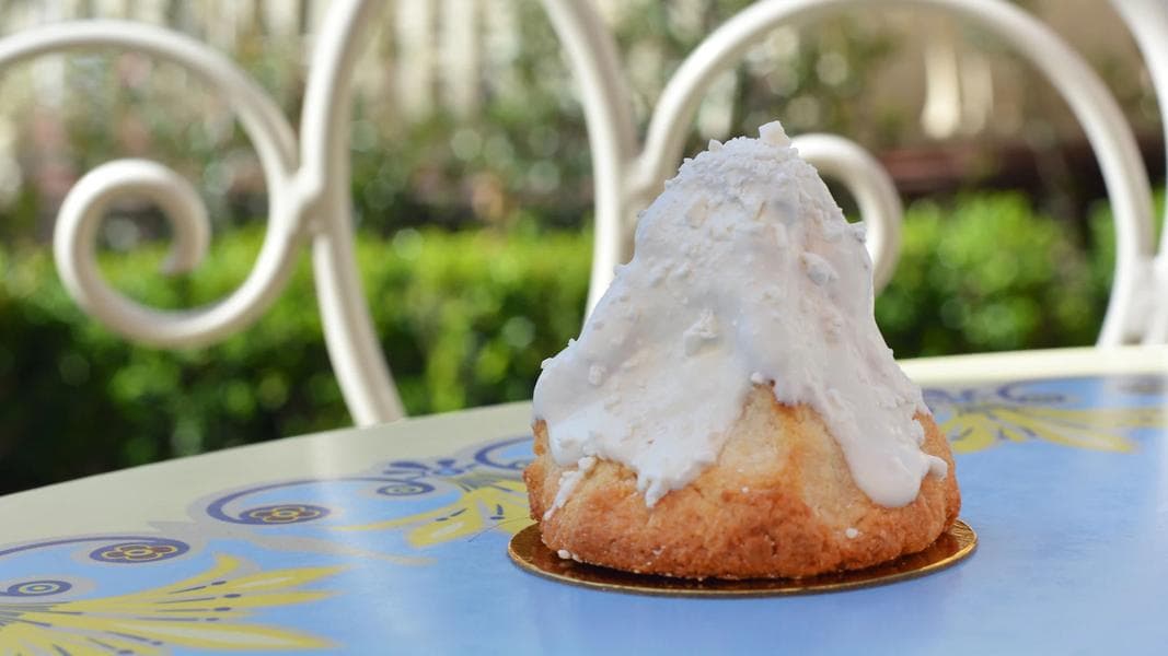 Six ‘bang for your buck’ snacks at the Disneyland Resort