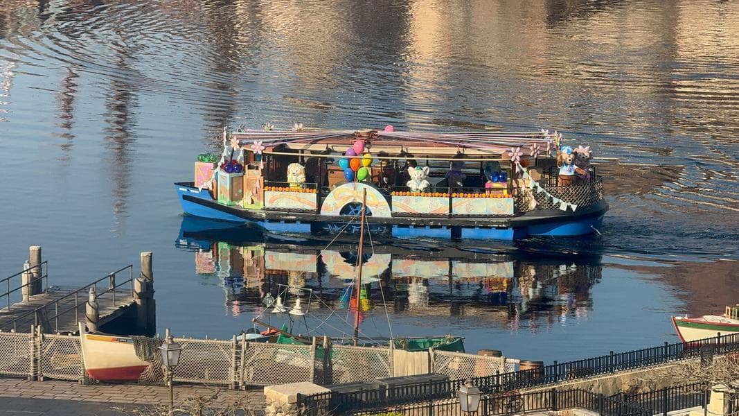 VIDEO: First Look at Duffy and Friends 20th Anniversary Harbor Greeting at Tokyo DisneySea