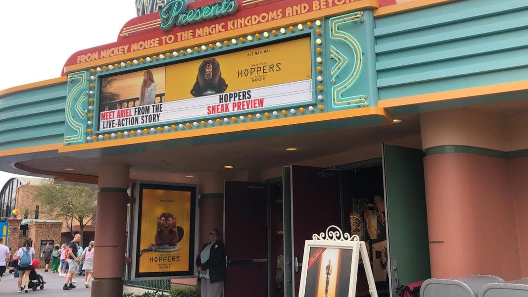 Titanic, Cruella, & More Featured in Oscars Display in Walt Disney Presents at Hollywood Studios