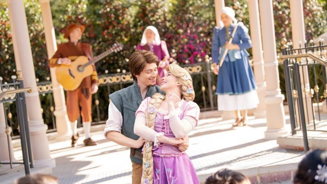 Musical Moment with Rapunzel and Flynn on Adventure Way is ending later this month