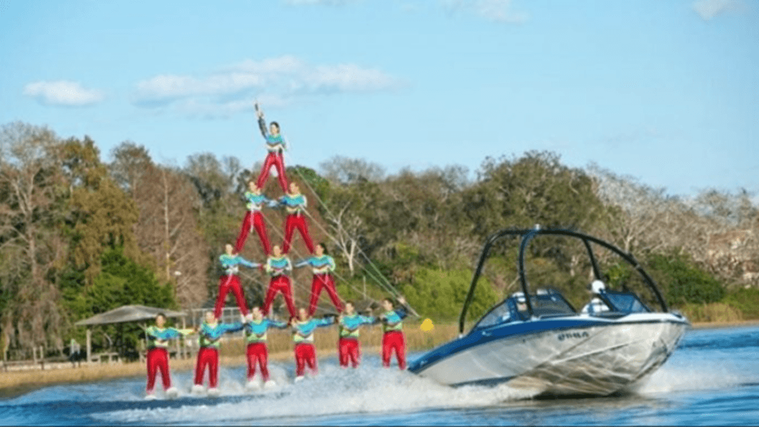 A MAJOR Part of Florida Theme Park History Permanently CLOSES in a Week