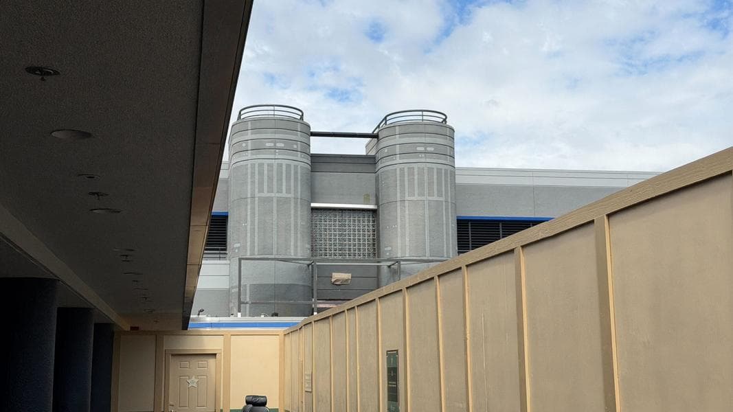 Star Wars Launch Bay Sign Removed at Disney’s Hollywood Studios