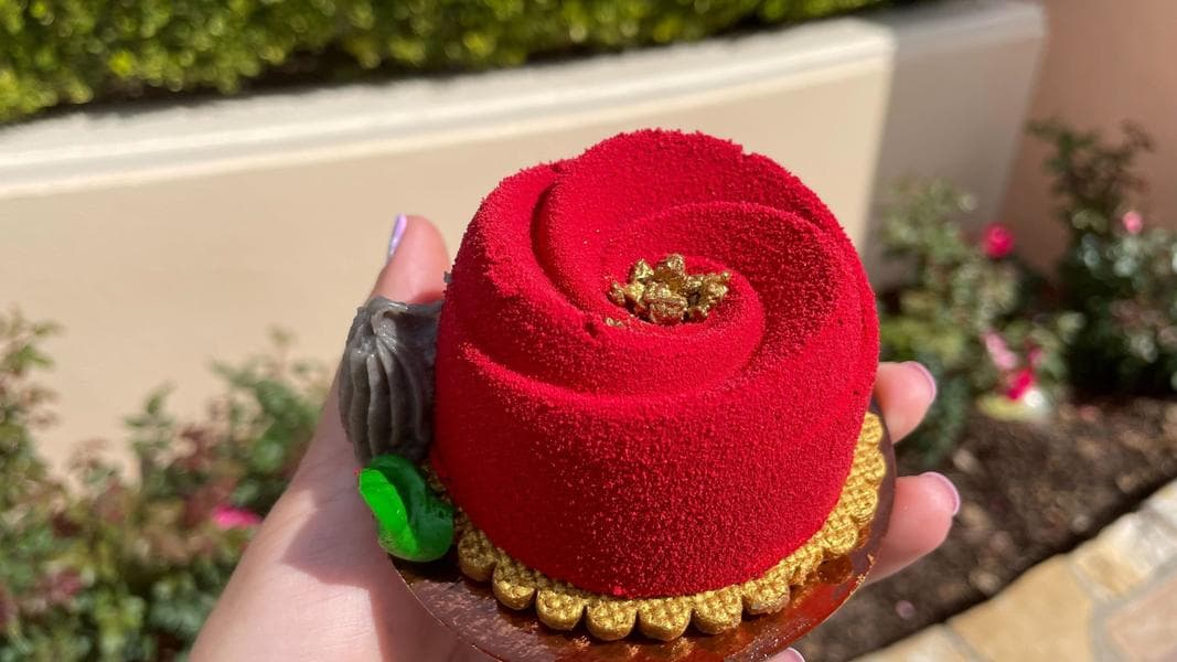 REVIEW: New Cherry and Dark Chocolate Mousse Rose is Less Than Enchanted at Catalina Eddie’s in Disney’s Hollywood Studios