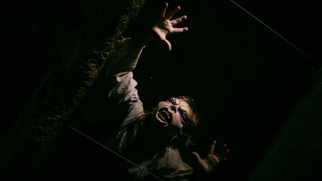 Inside look at ‘Revenge of the Tooth Fairy’ haunted house at Universal Orlando