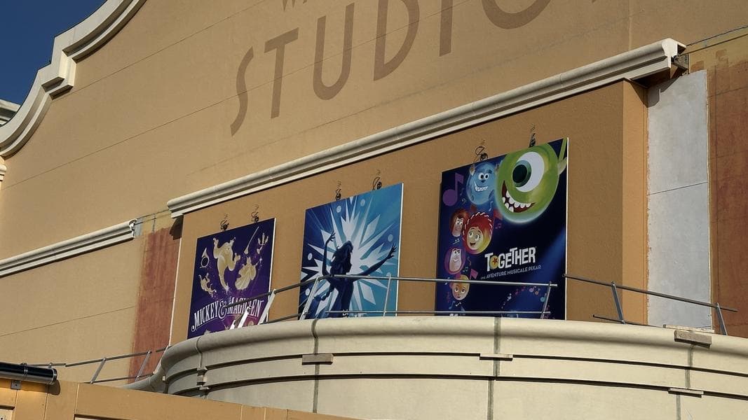 New posters at the “World Premiere” in Walt Disney Studios Park.