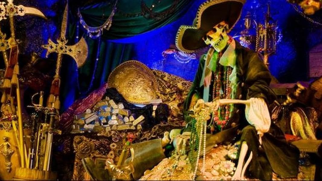 An Abandoned Radiation Ride, and 7 Other Disneyland Secrets You’ve Never Heard Before