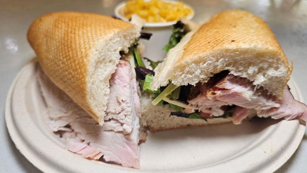 (REVIEW) SeaWorld San Antonio All-Day Dining Plan + cost and tips