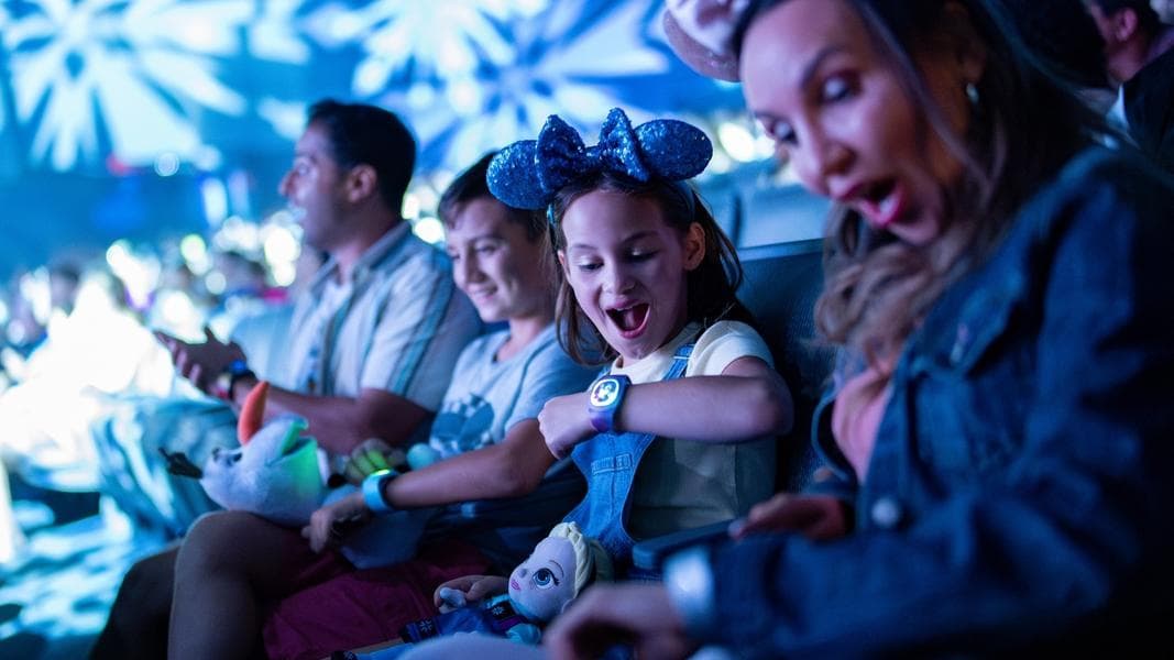 MagicBand+ Now Interacts With Walt Disney World Stage Shows