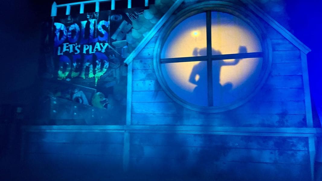 Shrink to the Size of a Toy in Dolls: Let’s Play Dead House at Halloween Horror Nights 2025