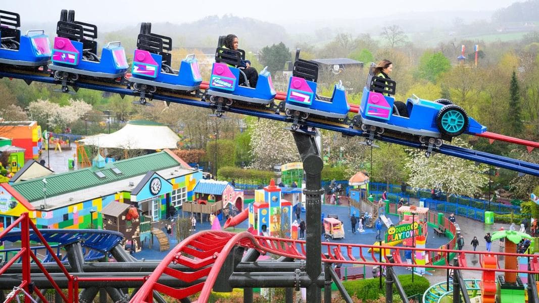 Minifigure Speedway roller coaster now open at Legoland Windsor