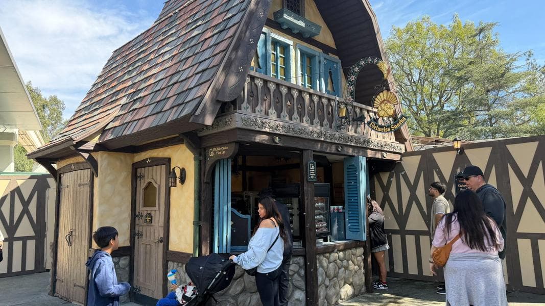 Edelweiss Snacks Reopens, Walls Still Up at Disneyland Resort