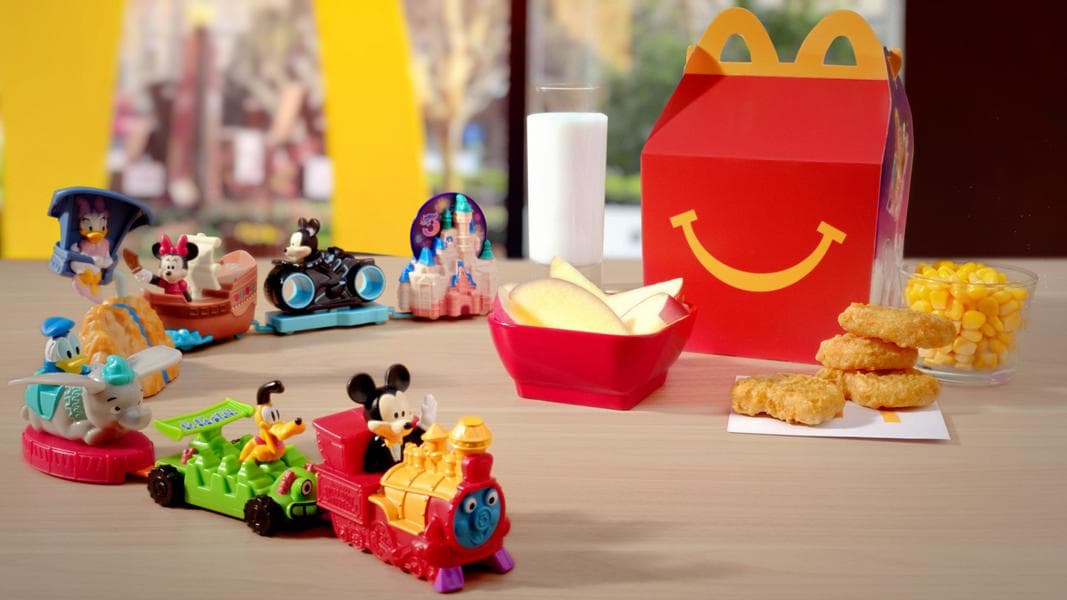 Shanghai Disney Resort Announces Contract With McDonald’s to Release Happy Meal Toys