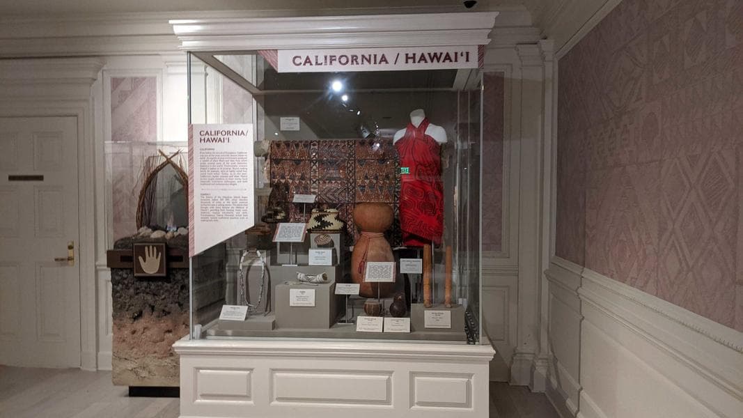 PHOTOS: The American Heritage Gallery Reopens with New Artifacts at EPCOT