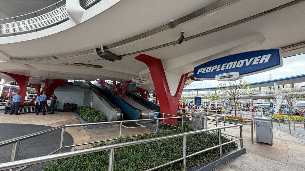 PeopleMover is Currently Not Moving People at Magic Kingdom