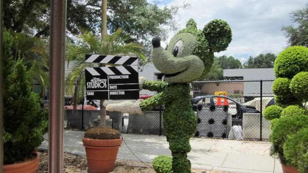 12 Throwback Disney Rides That Are Keeping Our Spirits Up