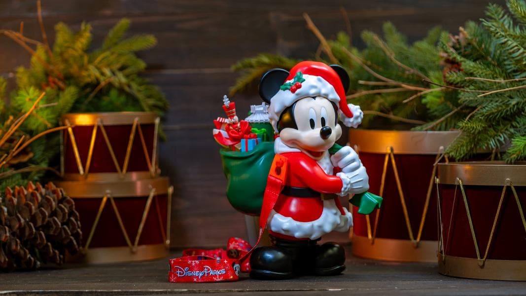 Full List of 2025 Christmas Novelties Coming to Disneyland Resort
