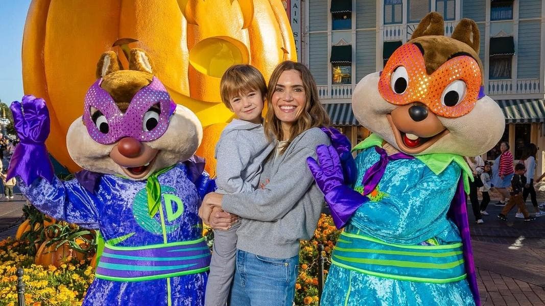 Mandy Moore and Family Visits Disneyland