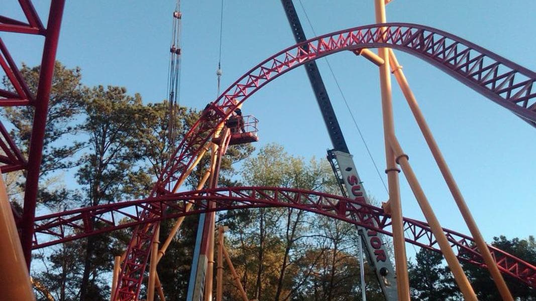 Dare Devil Dive construction