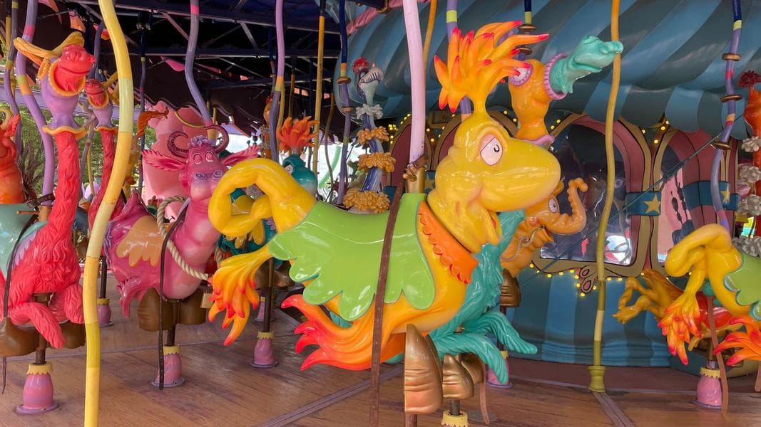 Lawsuit Filed Against Universal Orlando Resort After Woman Falls From Caro-Seuss-el
