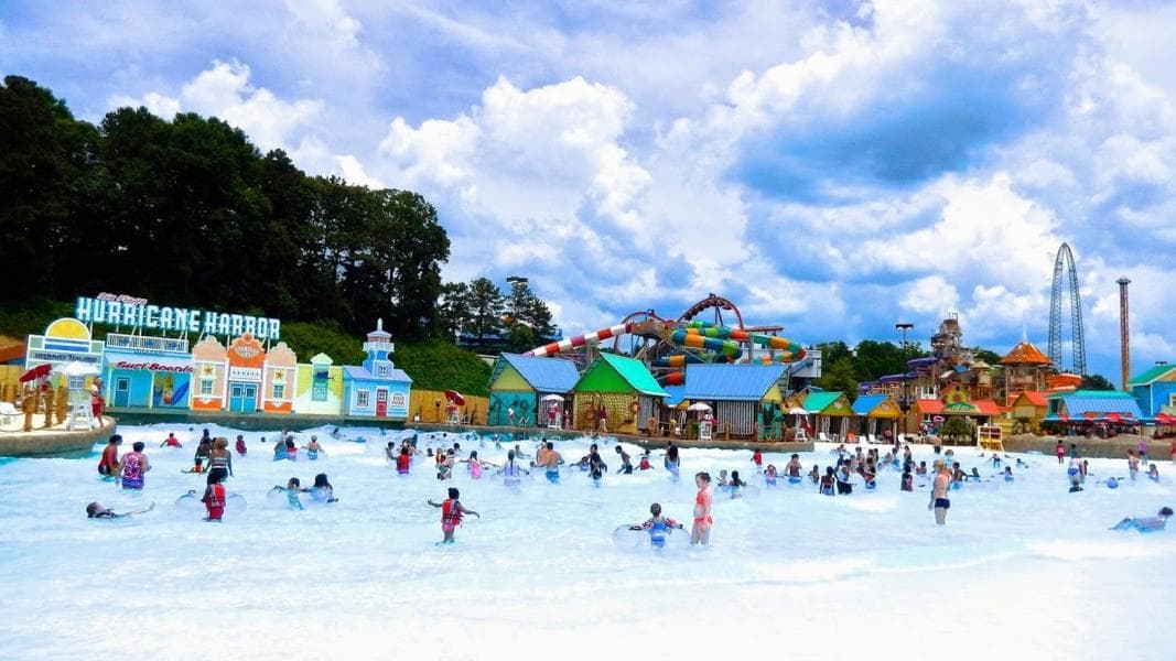Hurricane Harbor Opens at Six Flags over Georgia