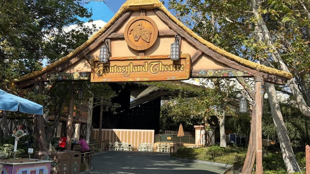 Permit for Potential Bluey Sign Installation at Disneyland