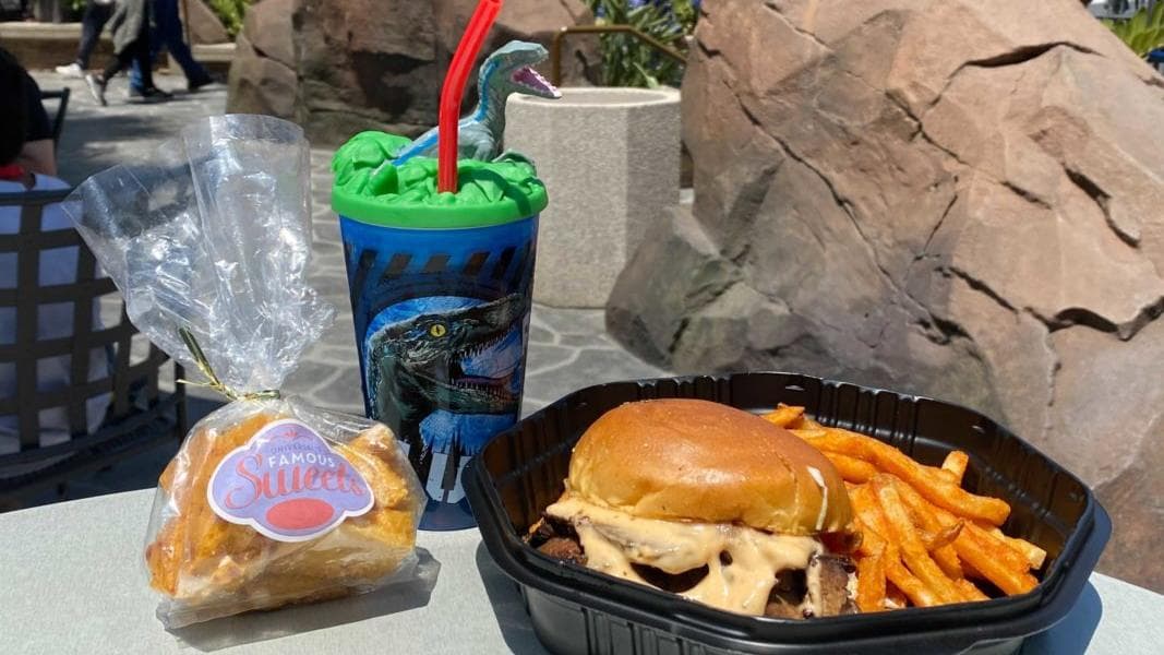 REVIEW: BBQ Brisket Sandwich, Spiced Cashew Brittle, and Raptor Refresher with Collector’s Cup from NEW Jurassic Café at Universal Studios Hollywood