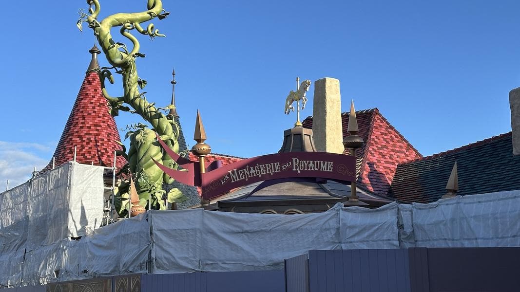 Renovation of Sir Mickey’s nearly complete in Disneyland Park.