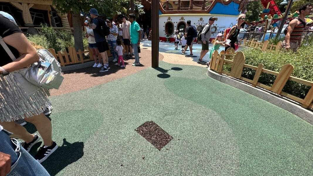 Spring Riders Removed From Goofy’s How-to-Play Yard in Disneyland