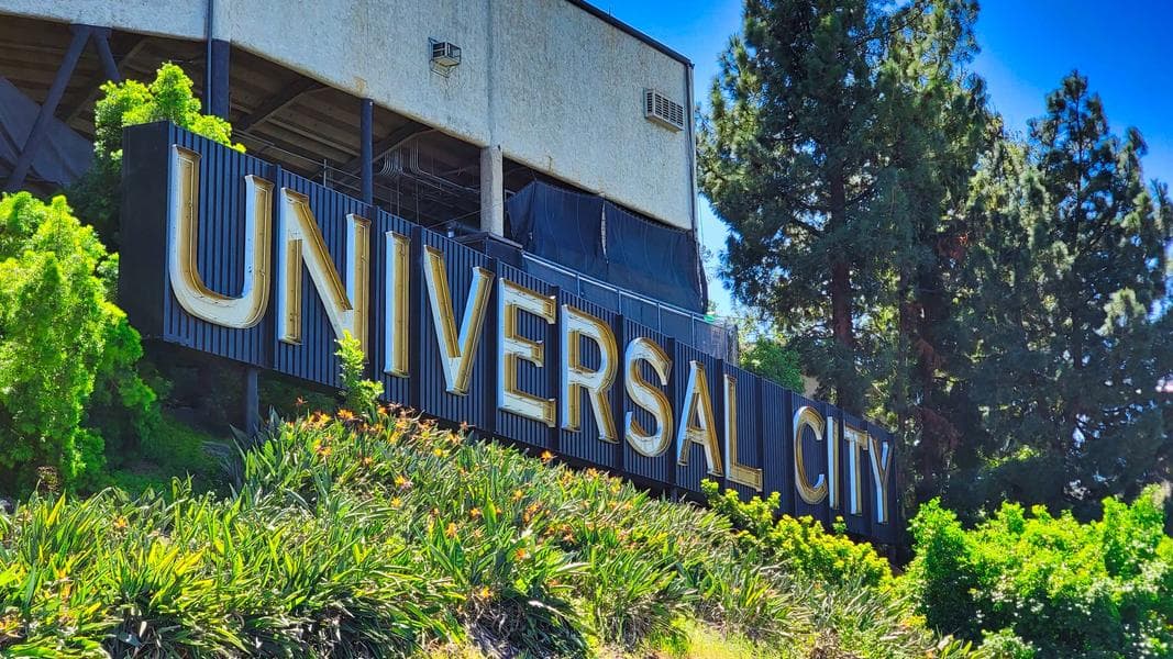 Construction Carries on During a Blustery Day on the Lot: Universal Studios Hollywood Photo Report 4/12/22
