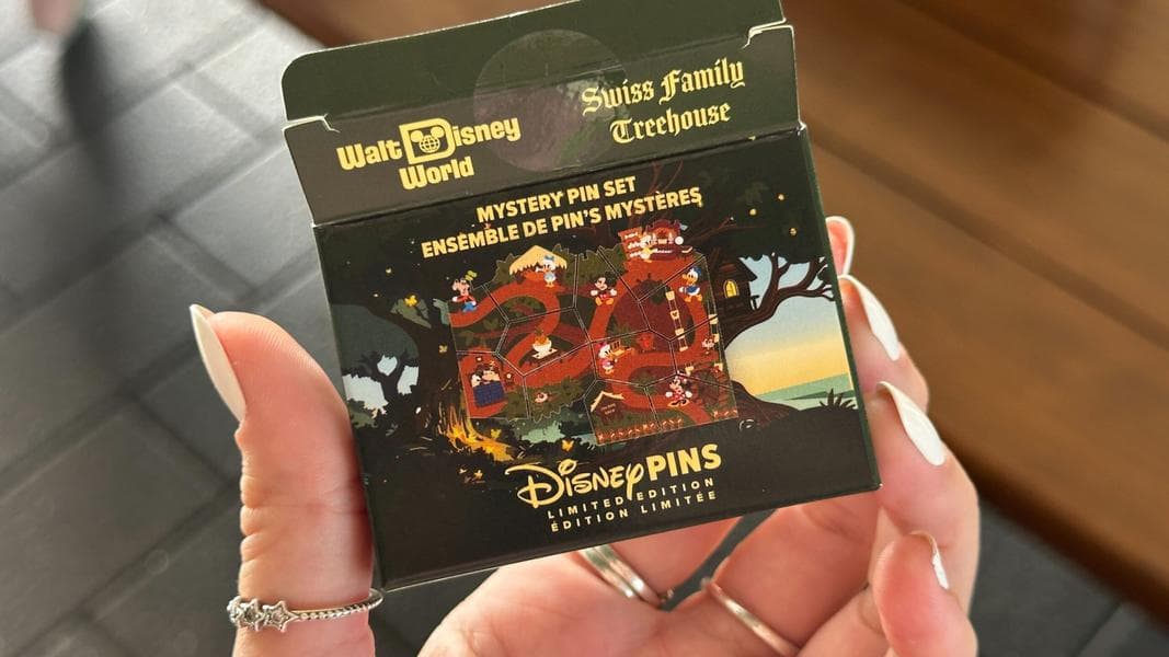 Disney World Pin Tuesday: Swiss Family Treehouse Mystery Pin Set
