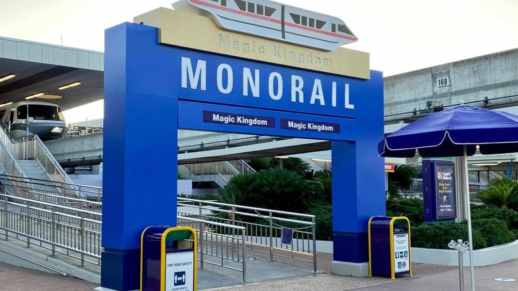 Corrections Officer Fired After Shoving Stroller With Baby in it Toward His Wife at Walt Disney World