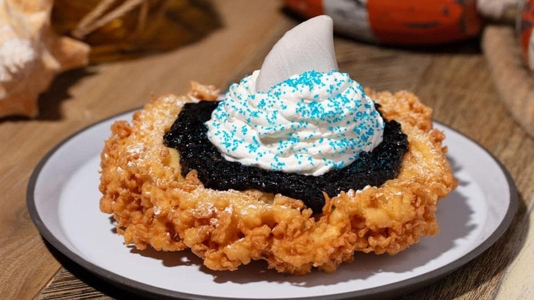First Look at New ‘Jaws’ and ‘Jurassic World’ Food Coming to Universal Mega Movie Summer