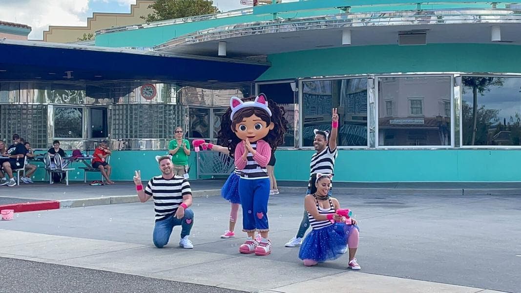 PHOTOS, VIDEO: New Gabby’s Dollhouse Dance Party Debuts at Universal Studios Florida