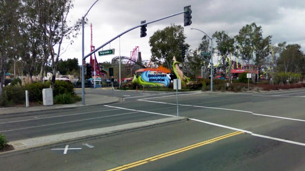 Street View: Six Flags Discovery Kingdom