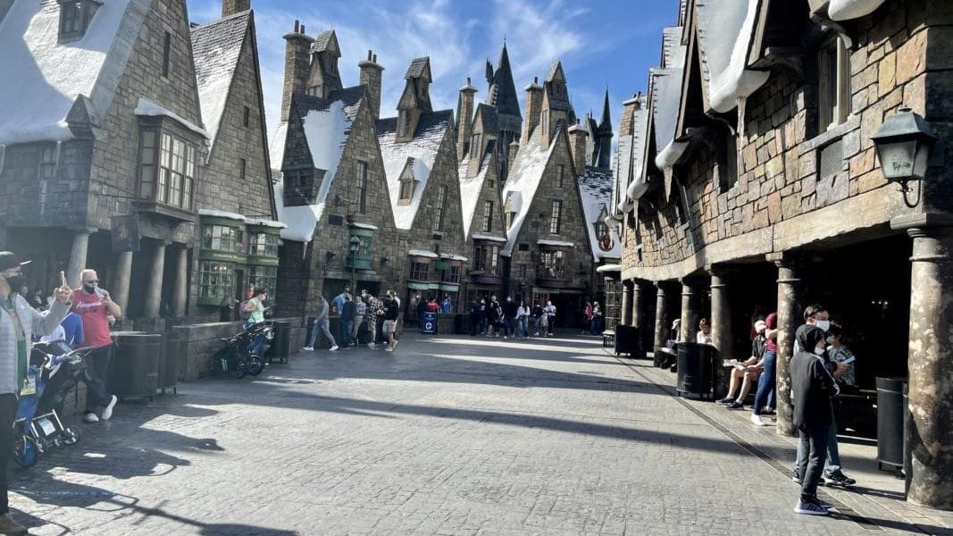 PHOTO REPORT: Universal Orlando Resort 1/11/21 (Jurassic Park River Adventure Closed for Refurbishment, Park Maintenance, Ollivanders Wand Experience Returns to One Party, Low Crowds, and More)
