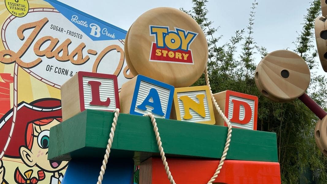Disney Files Permit for New Toy Story Land Snack Kiosk