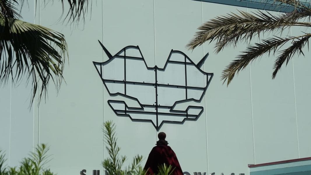 PHOTOS: Lightning McQueen’s Racing Academy Sign Removed at Disney’s Hollywood Studios