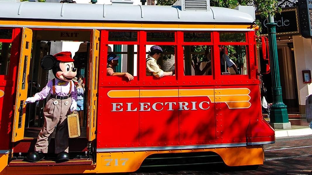 Red Car Trolley permanently closed at Disney California Adventure; take a look back